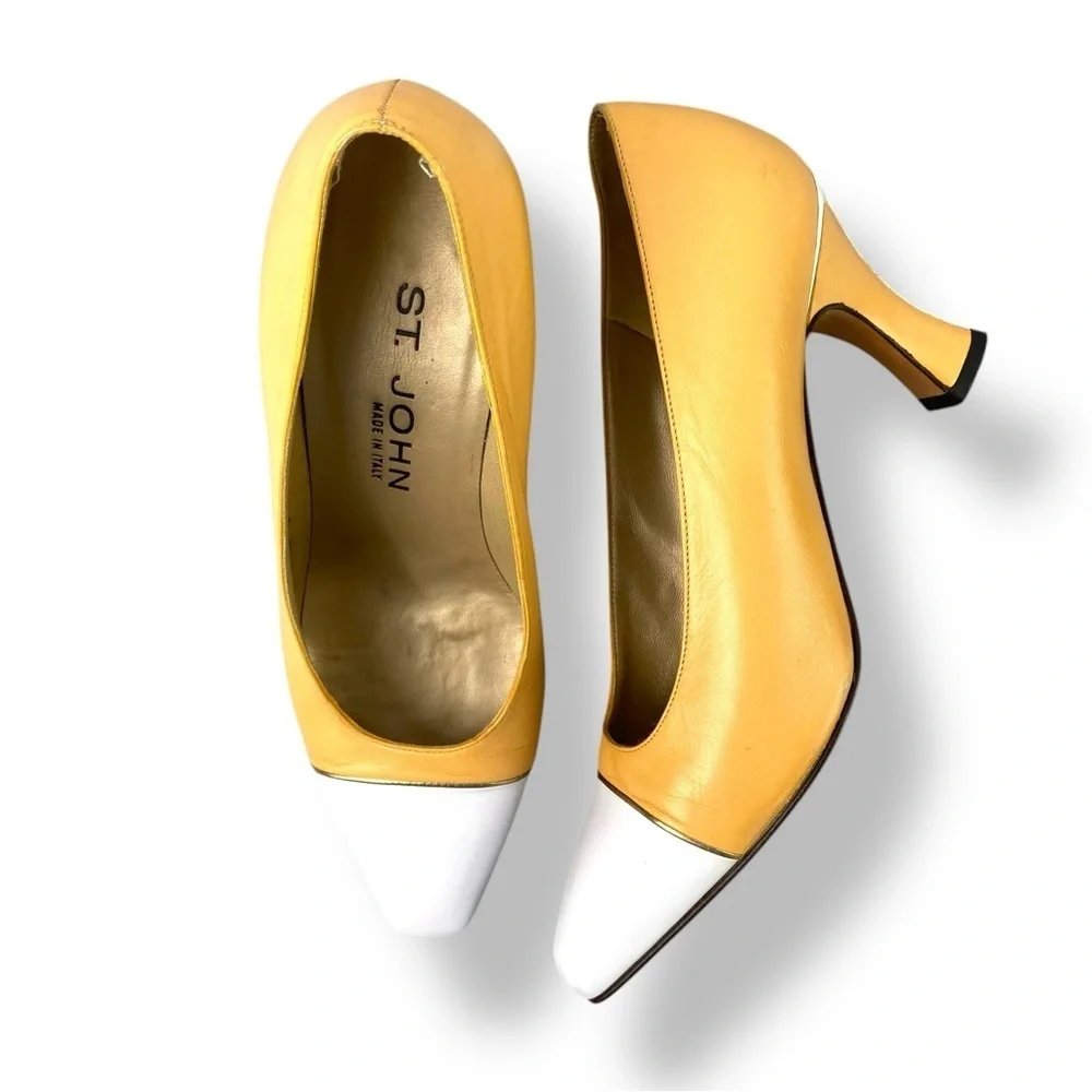 St. John Women's 2 Tone Tan and White Cap Pointed Toe Heels Women's size 6